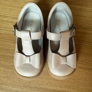 L'Amour Kids “Emma” T-Strap Bow Shoes in Almond
